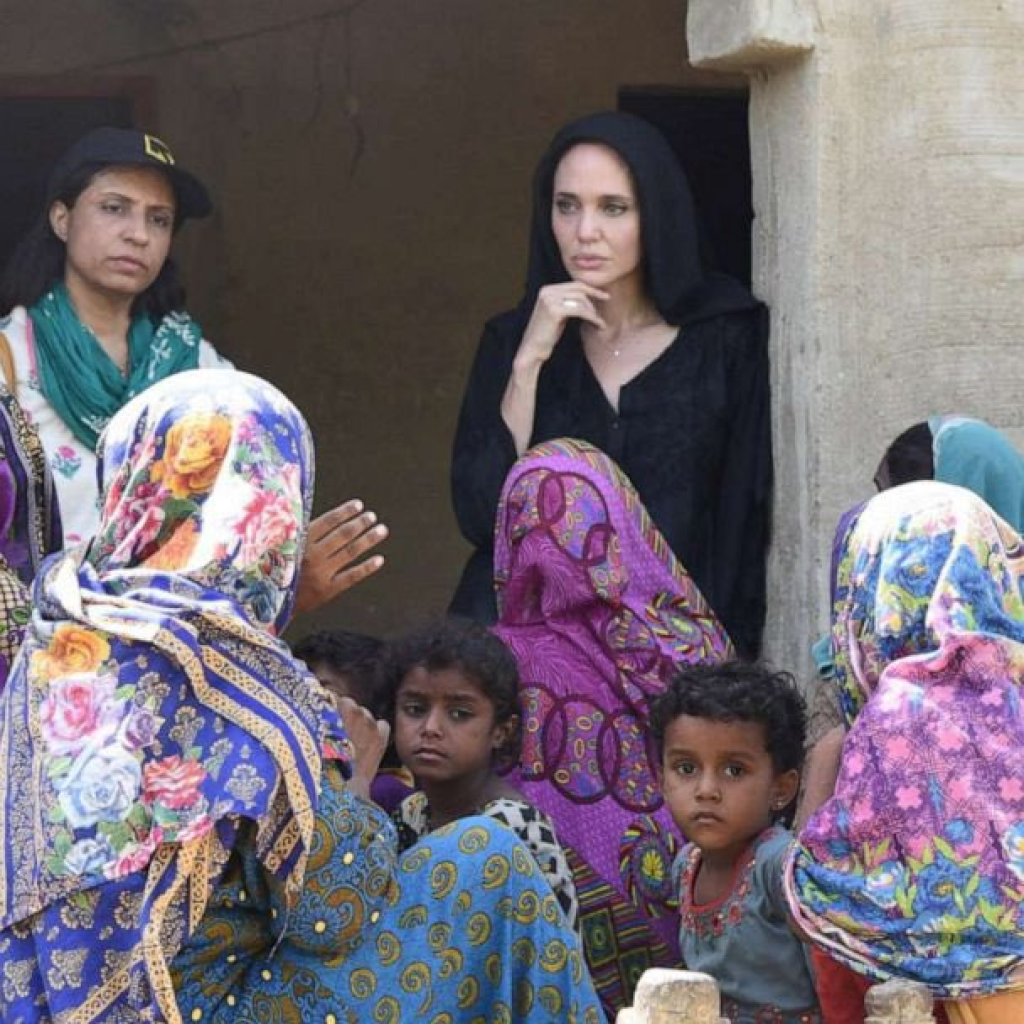 Angelina Jolie visit Pakistan Flood Victims 2022